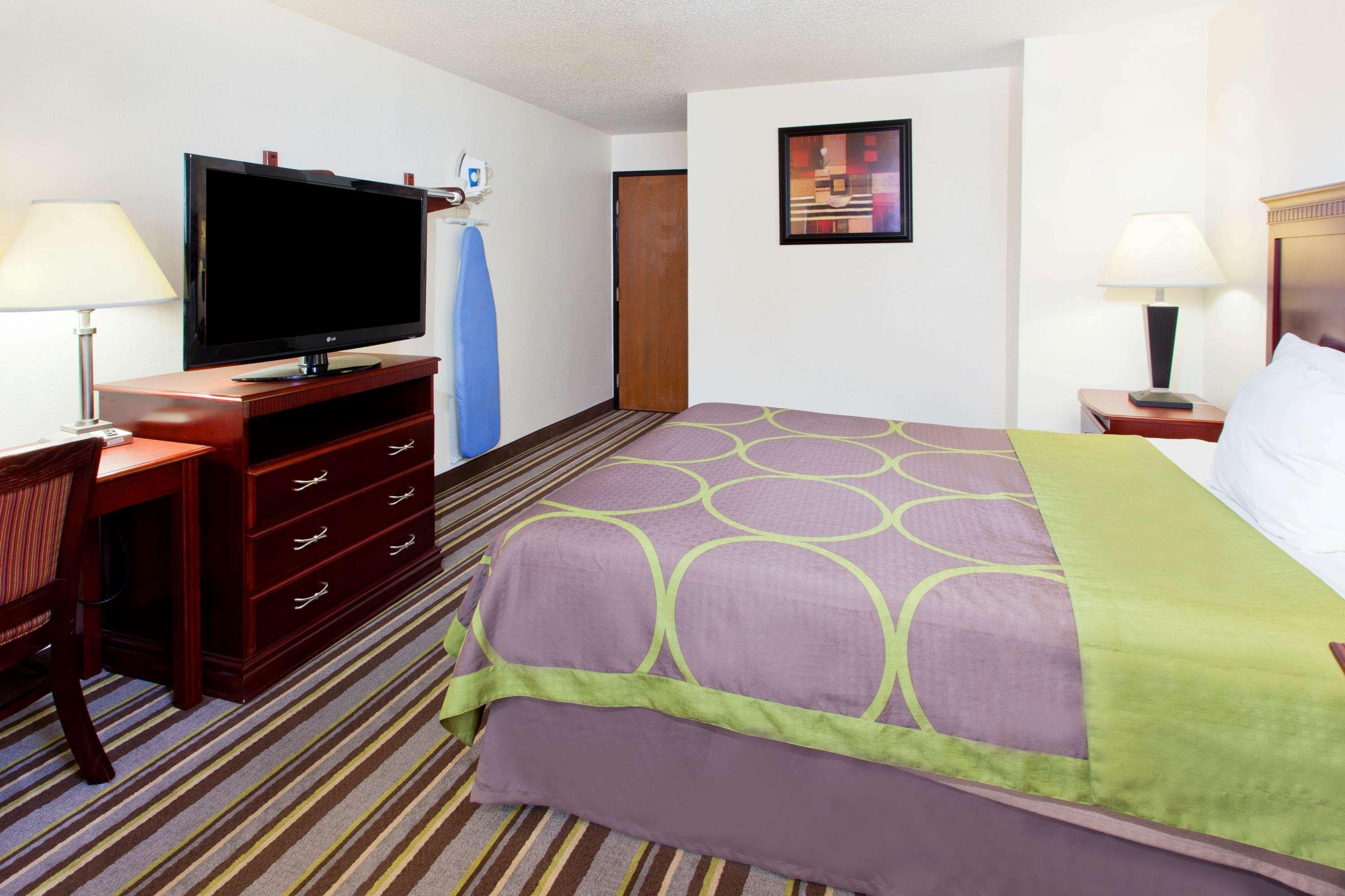 Hotel Super 8 By Wyndham Tuscaloosa Exteriér fotografie